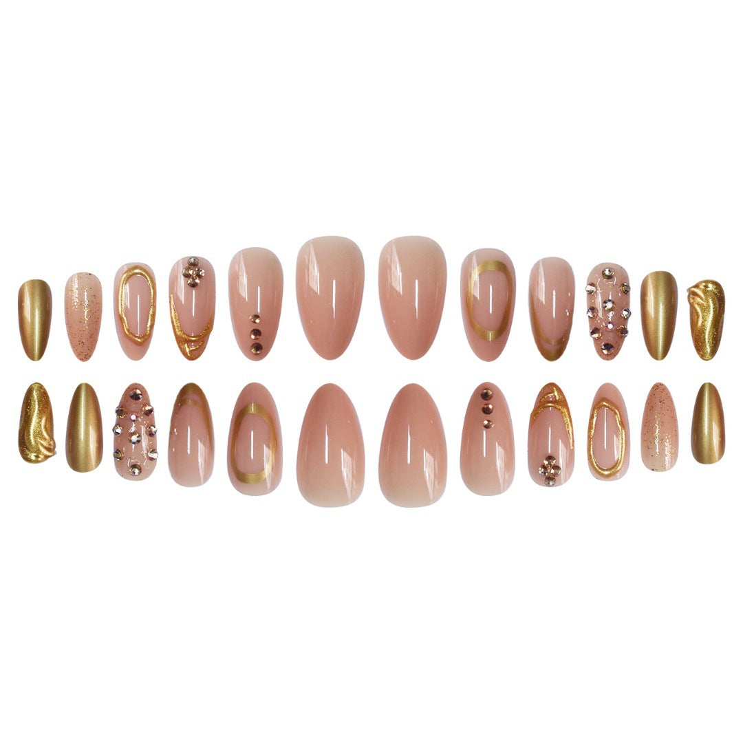 Glamouröse 3D-Nagelkunstverlängerungen Karnz