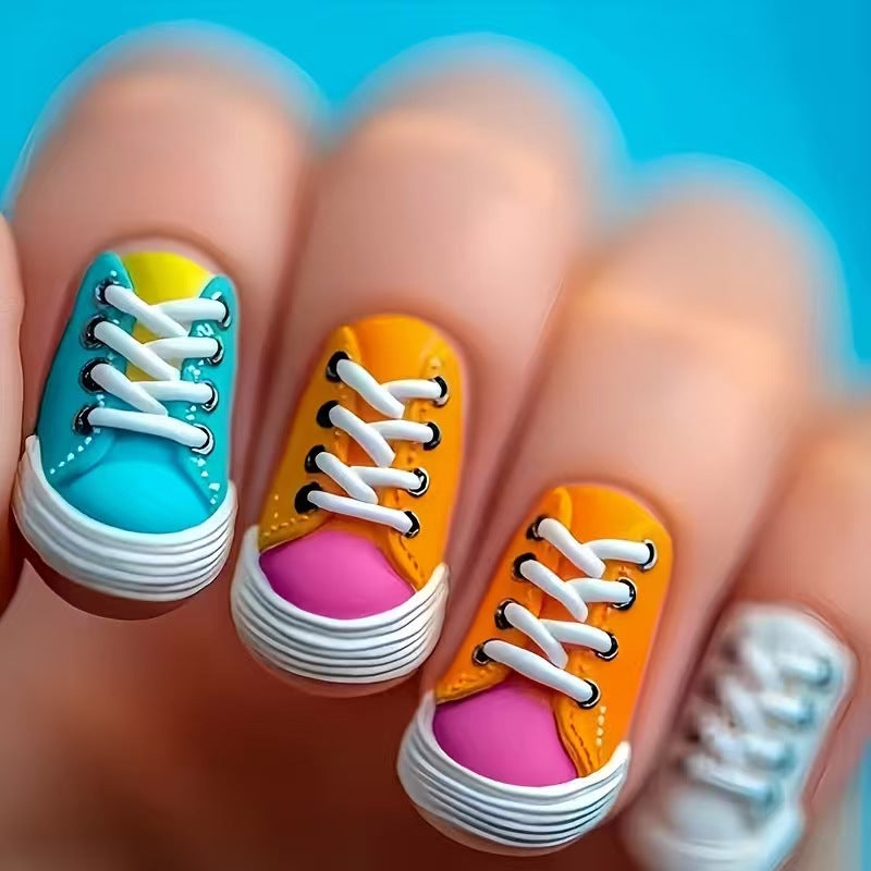 Kunstfingernägel Im Sneakers Design Karnz