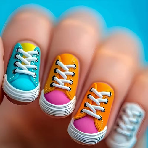 Kunstfingernägel Im Sneakers Design Karnz
