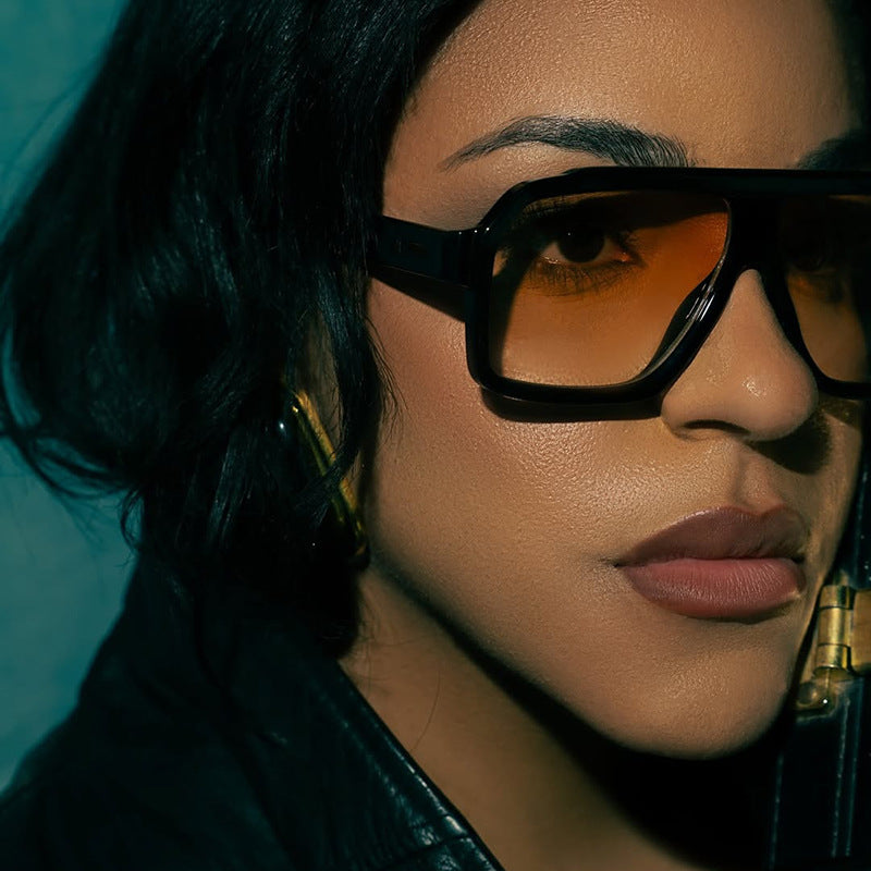 Damen große quadratische Sonnenbrille im modernen Design mit robustem Rahmen Karnz
