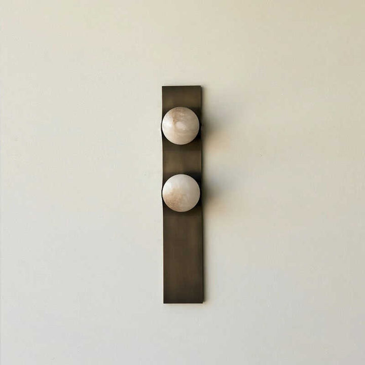 Moderne skulpturale Wandleuchte