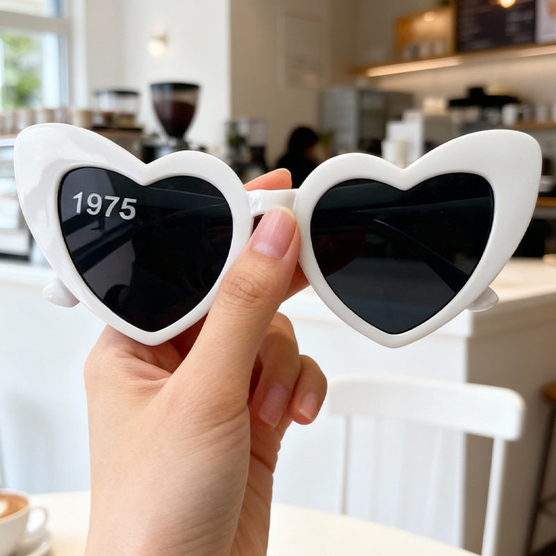 Stylische Herzrahmen-Sonnenbrille Karnz