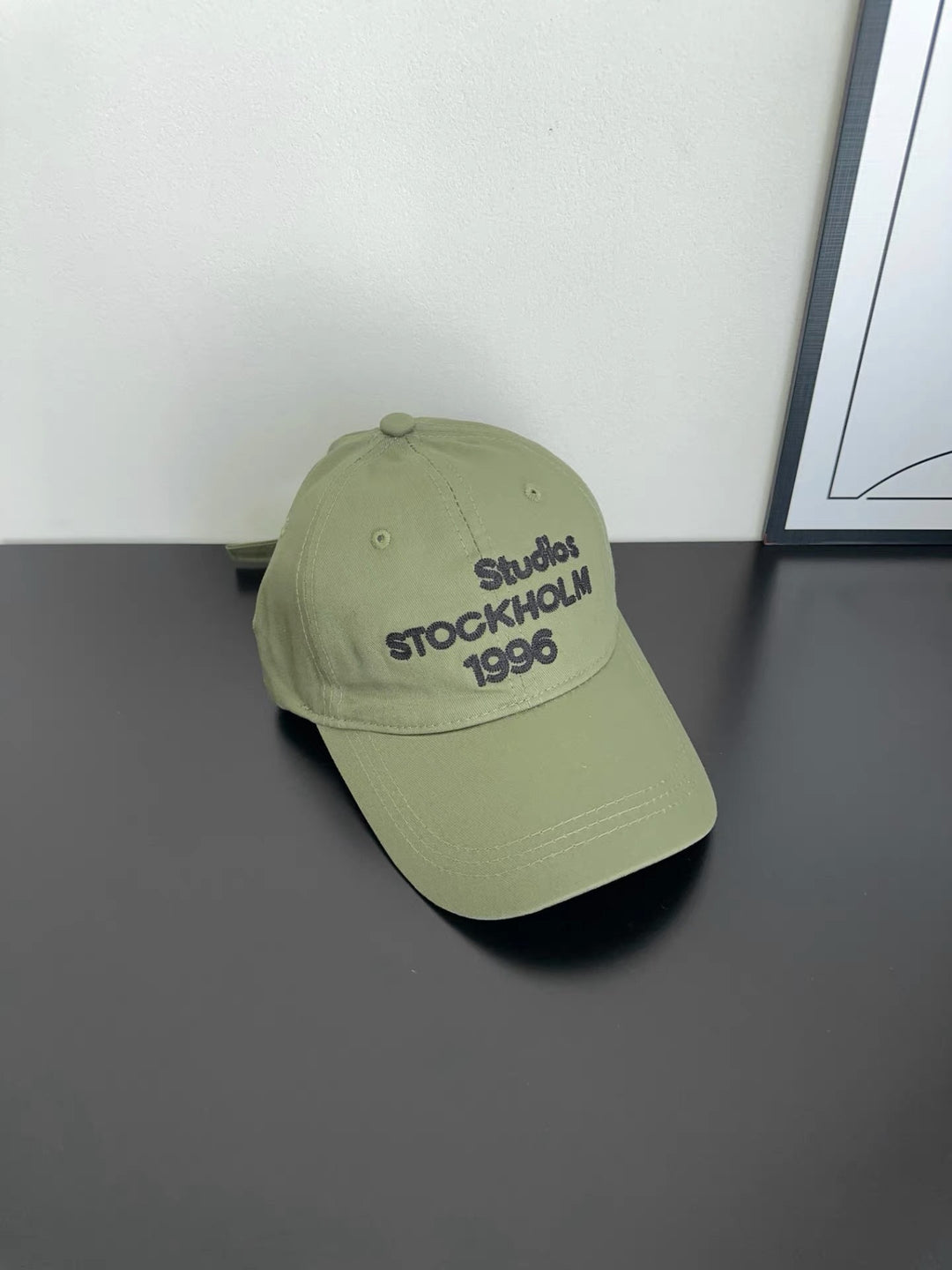 Stylische bestickte Baumwollmütze