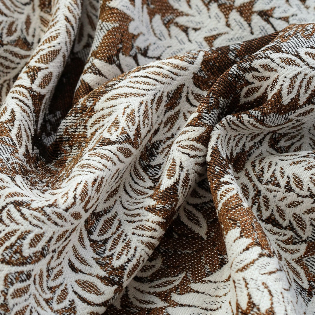 Rechteckiger dekorativer Kissenbezug mit besticktem Blatt‑Jacquard und Fransenrand Karnz