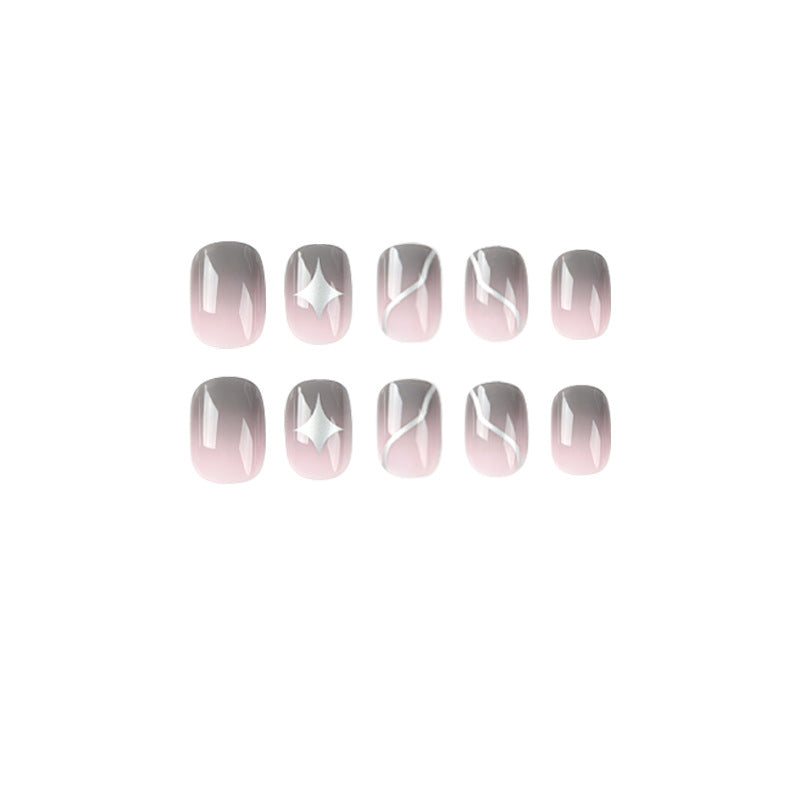 Künstliche Nagelkunst mit elegantem Ombre-Design und reizvollen Akzenten Karnz