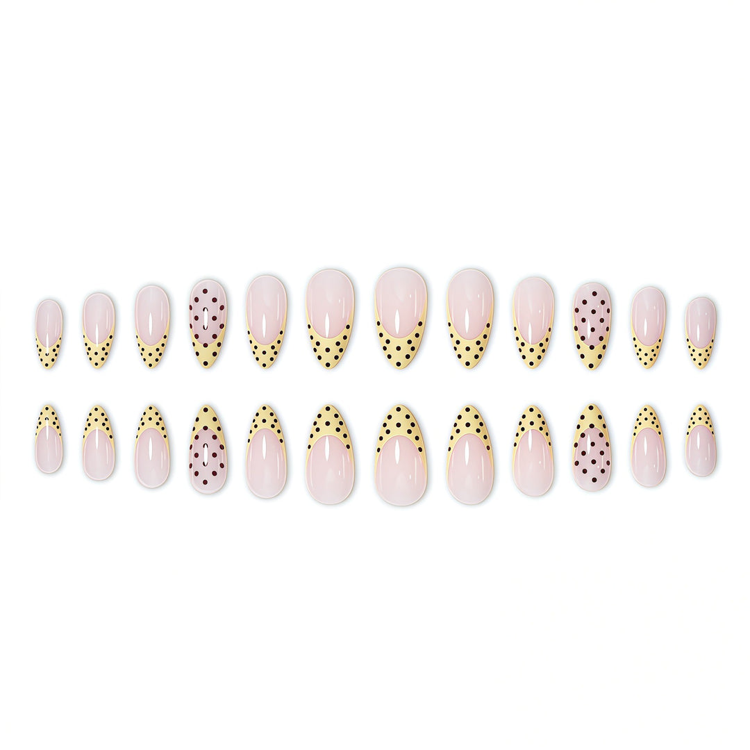 Elegante French Tip Nagelverstärkungen mit Tupfenmuster Karnz