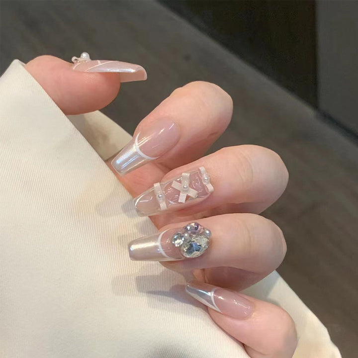 Dekoratives Press-On Nagelkunst-Set Karnz