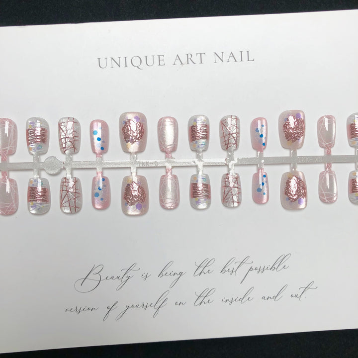 Premium dekorative Press-On-Nagelkunst