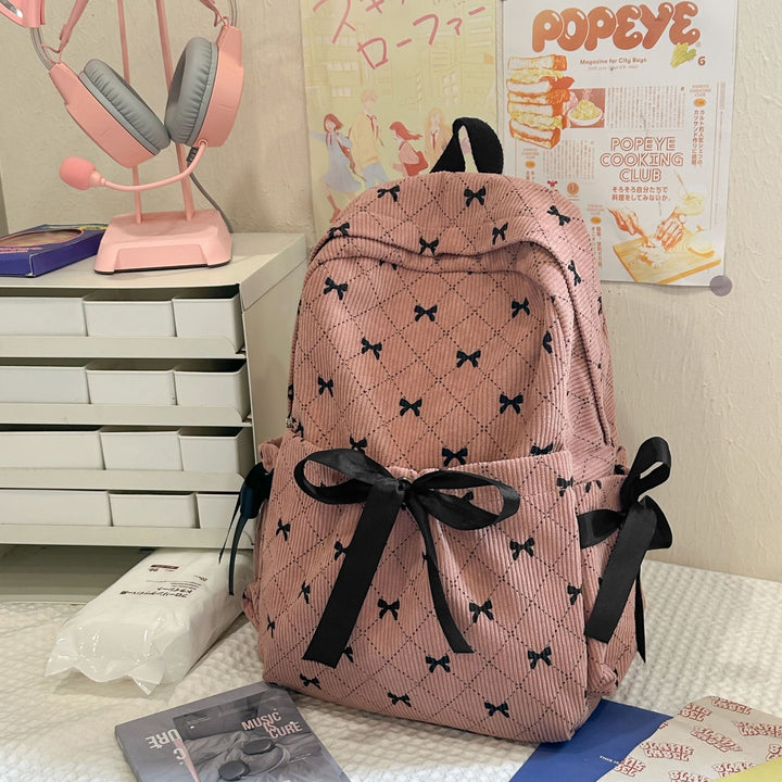 Charmanter Rucksack mit Schleifenakzent