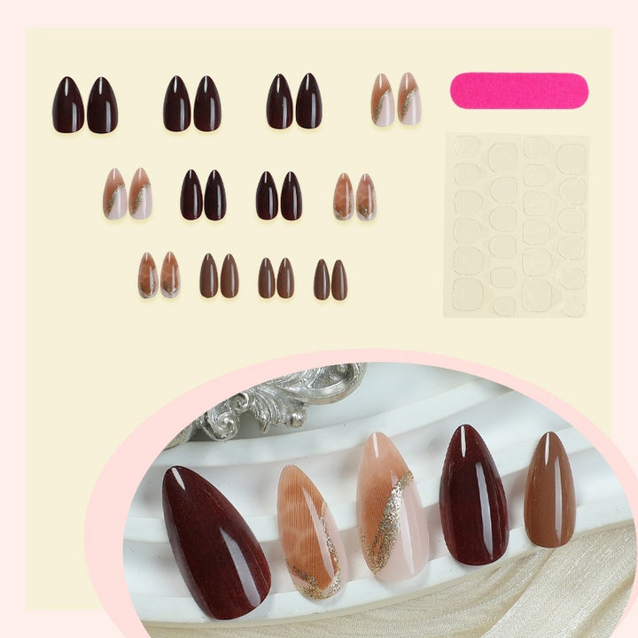 Kunstnagelset mit elegantem, glitzerndem Design Karnz