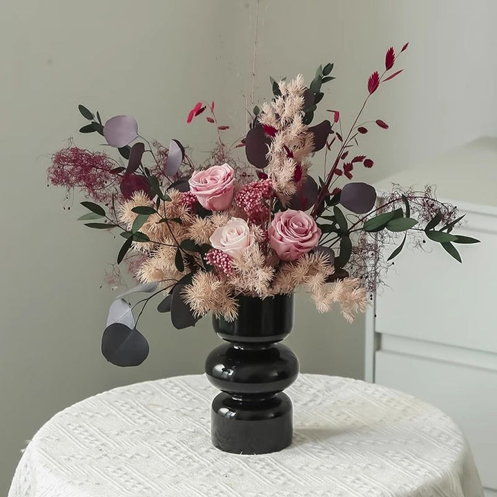 Elegante florale Anordnung Tischdekoration