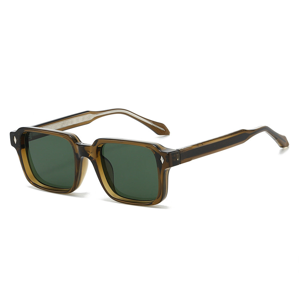 Damen Sonnenbrille im modernen quadratischen Design von Karnz