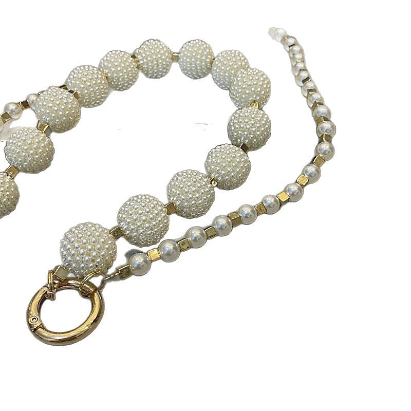 Eleganter Perlenbrillenhalter Karnz