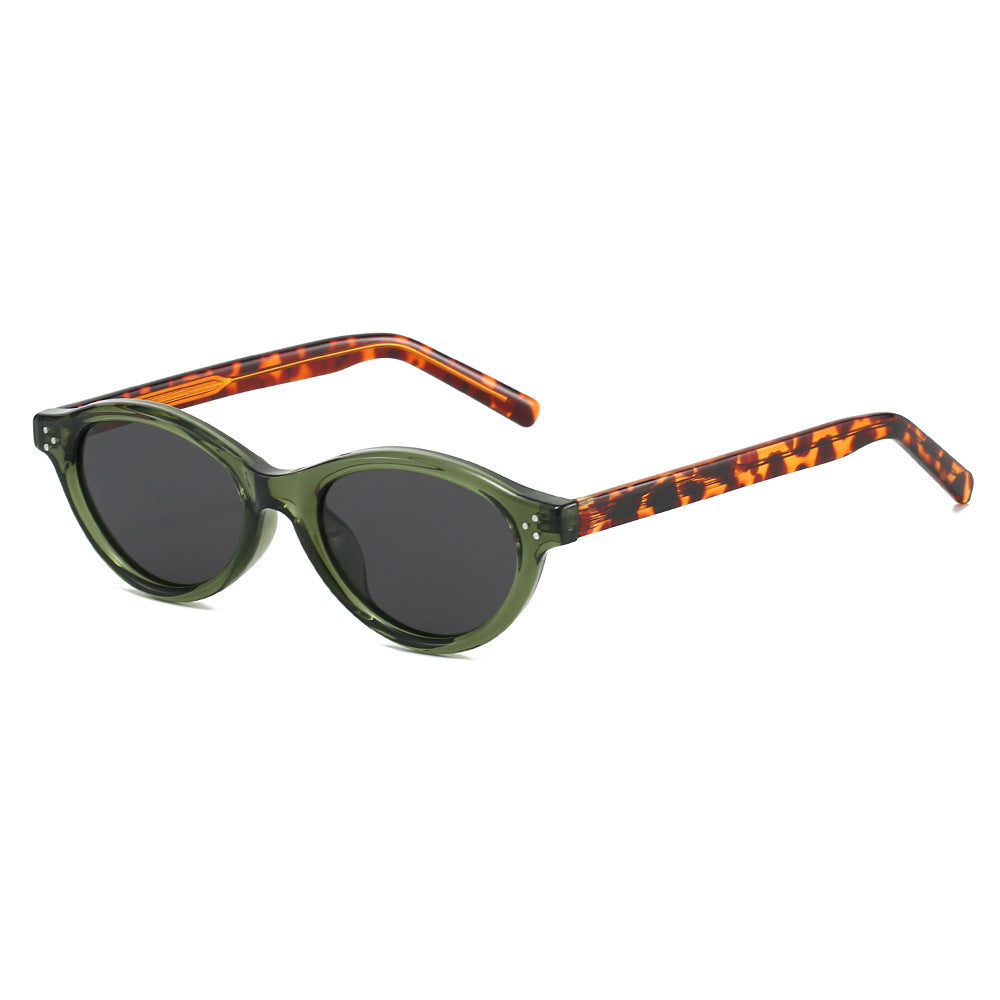 Damen Cat-Eye Sonnenbrille mit elegantem, transparentem Rahmen und UV400-Schutz Karnz