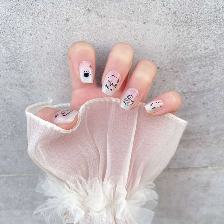 Verspieltes Charakter Press-On Nagelkunst Set