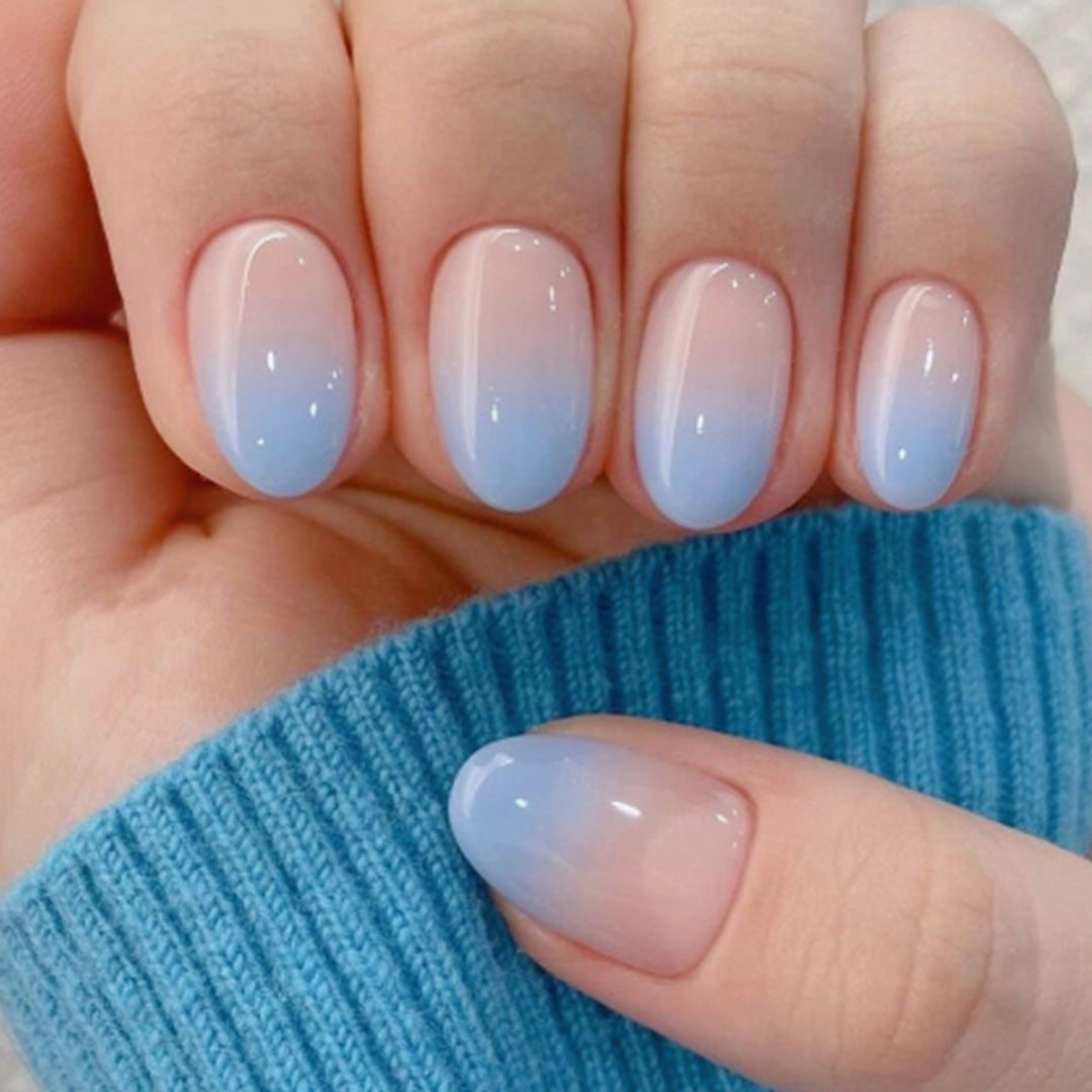 Kunstvolle Ombre-Nagelgestaltung Karnz