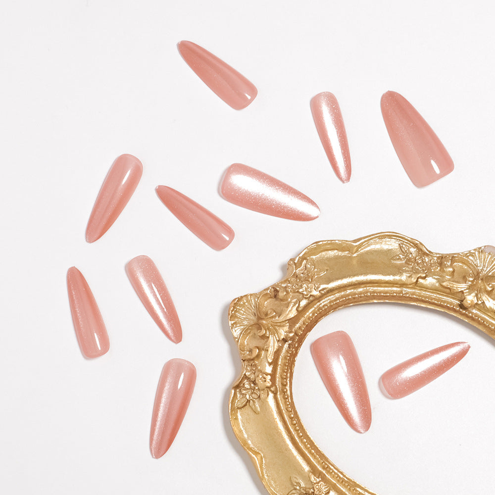 Gel-Nagel-Spitzen Karnz