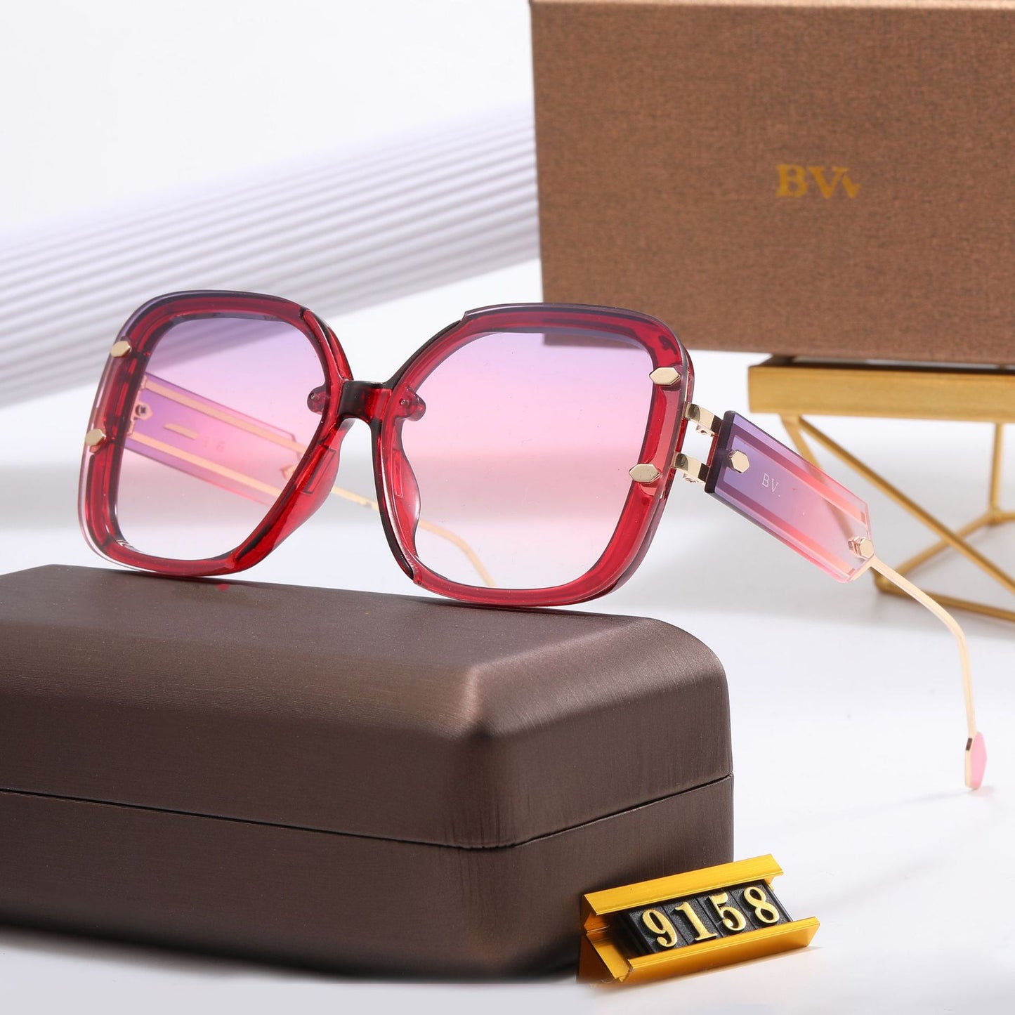 Damen Designer-Sonnenbrille mit extravagantem Rahmen Karnz