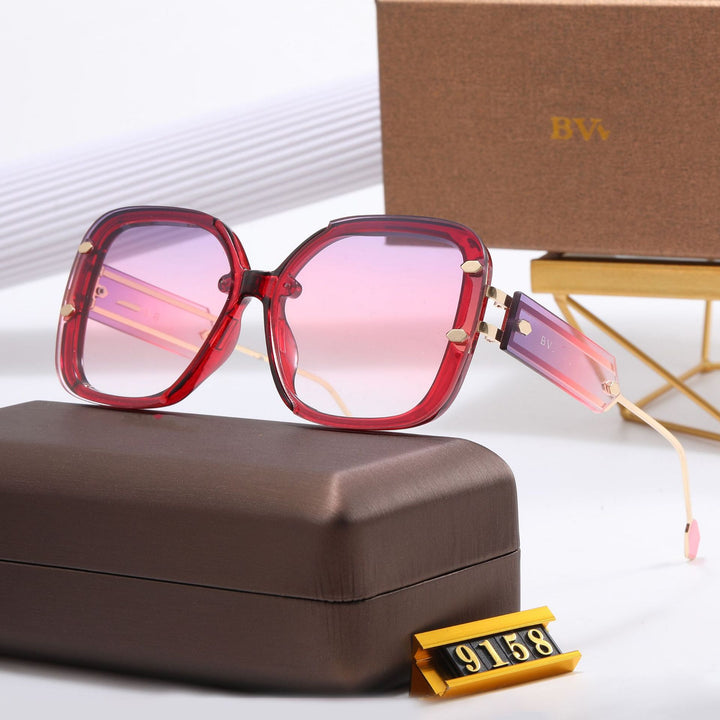 Damen Designer-Sonnenbrille mit extravagantem Rahmen Karnz