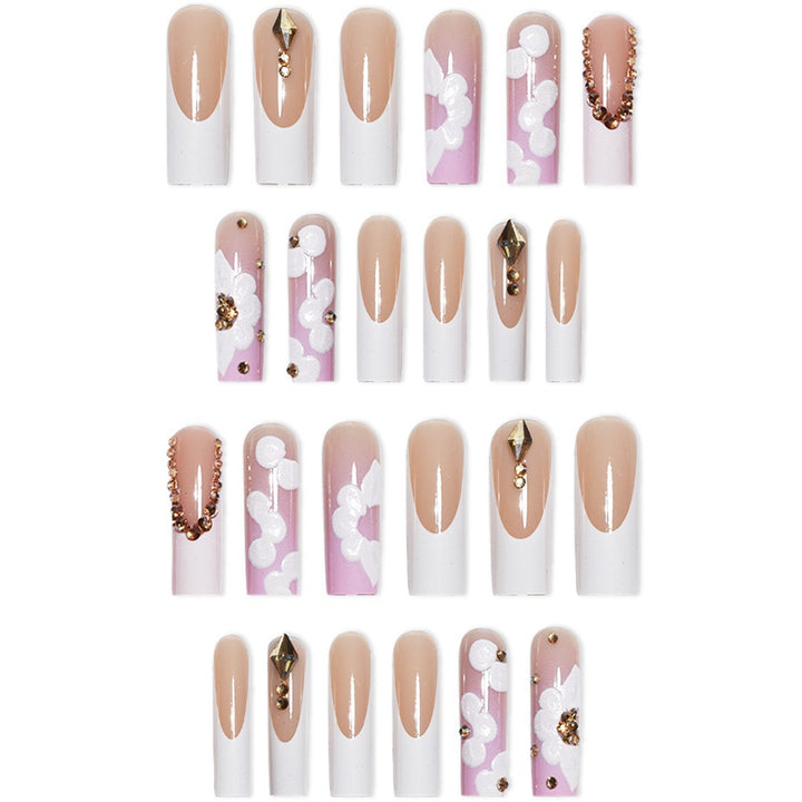Extravagante florale Press-On-Nagelerweiterungen Karnz