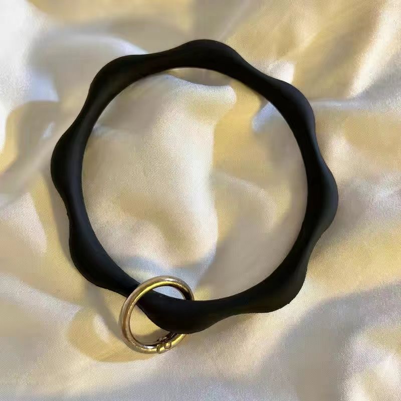 Silicone Handy Halter Ring Karnz