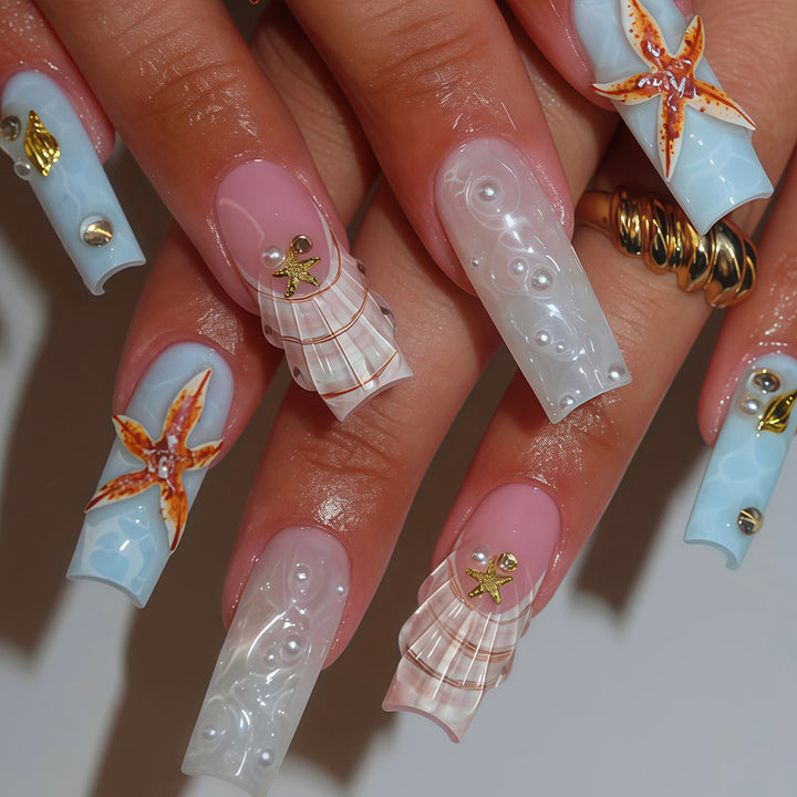 Dekorative Nagelkunst Karnz