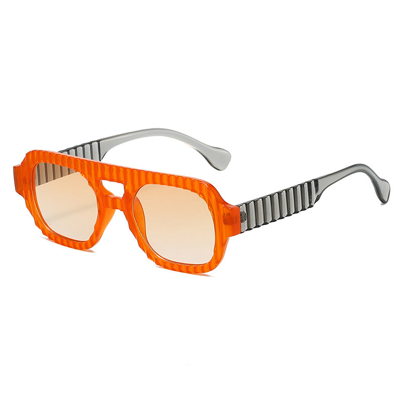 Damen modische Sonnenbrille im futuristischen Design mit strukturiertem Rahmen Karnz