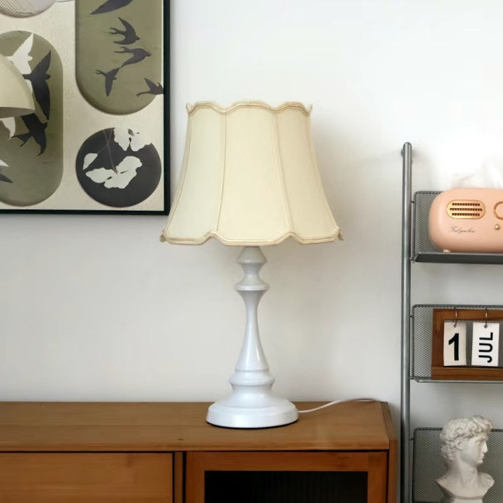 Elegante dekorative Tischlampe