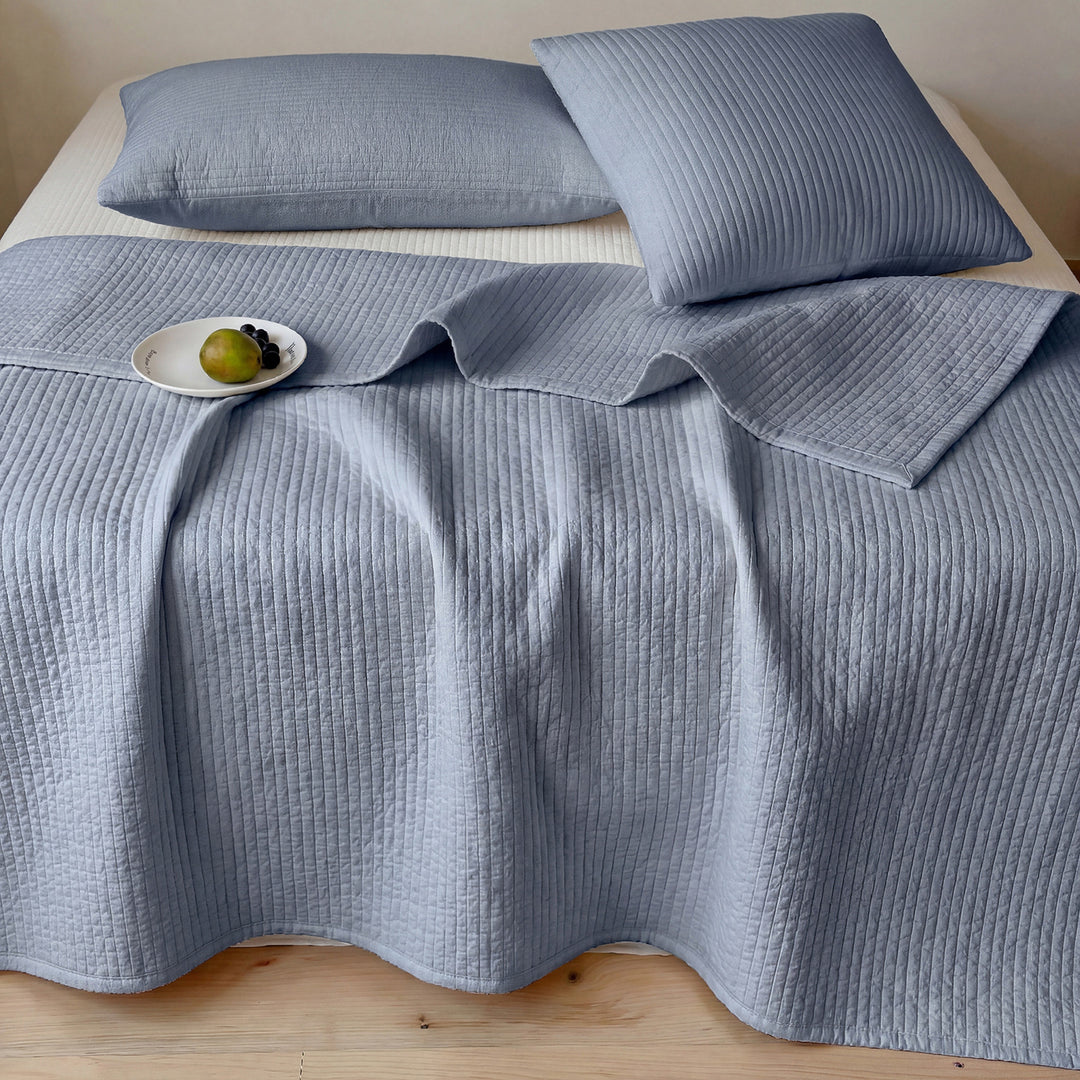 Gestepptes Baumwoll-Quilt-Bettüberwurf-Set mit feiner Liniensteppung