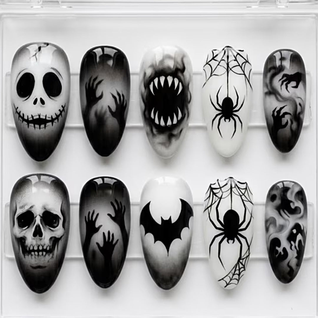 Kreatives Kunstnagelset mit gruseligen Motiven Karnz