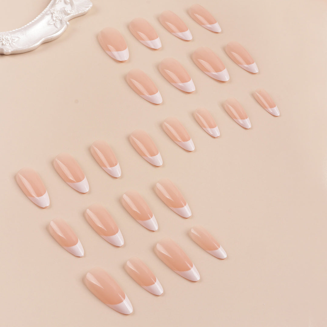 French Tip Nail Art Karnz