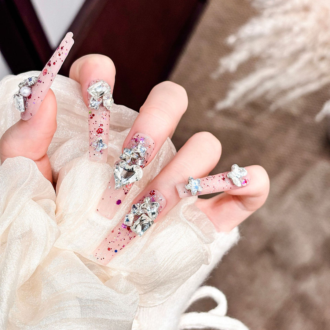 Glamouröse Glitzer Press-On Nagelspitzen