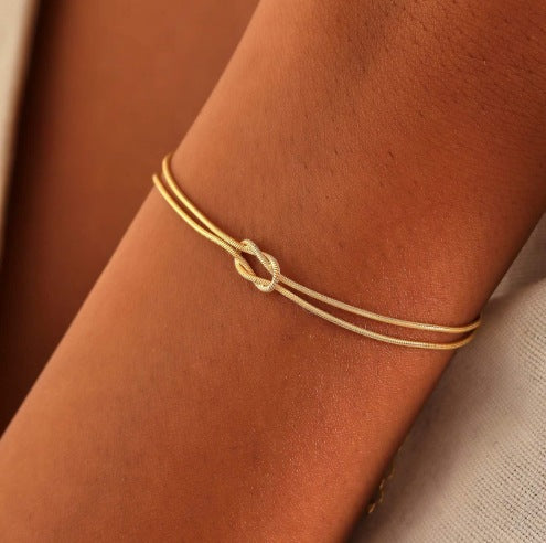Elegante Doppelstrang-Knotenarmband Karnz