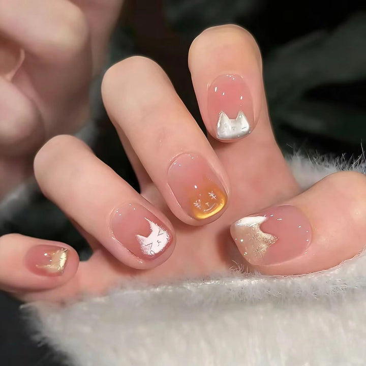 Künstlerische Minimalistische Nagelkunst