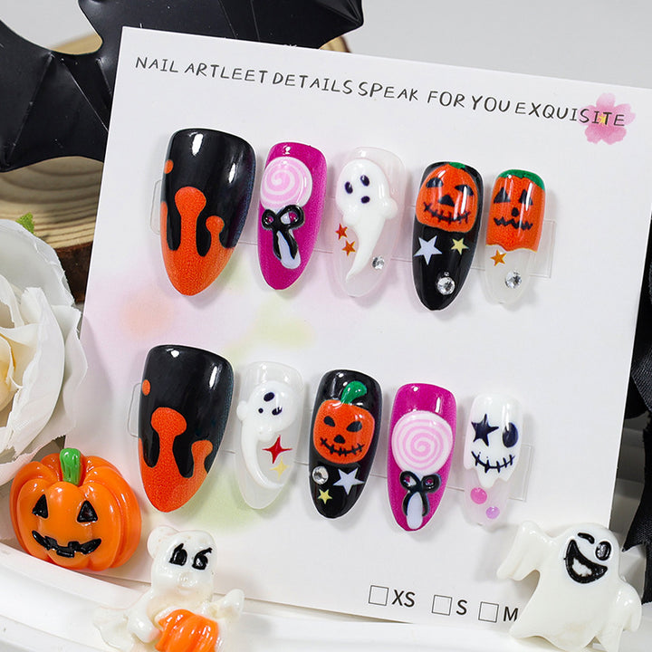 Halloween Kunstnagelset mit kreativen Geister- und Kürbismotiven Karnz