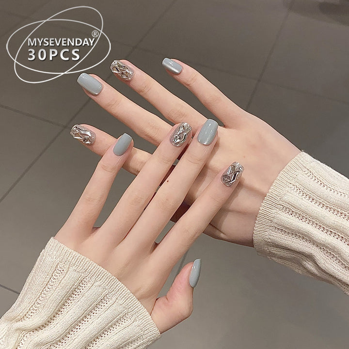 Glamouröse Metallic Akzent Press-On Nägel Karnz