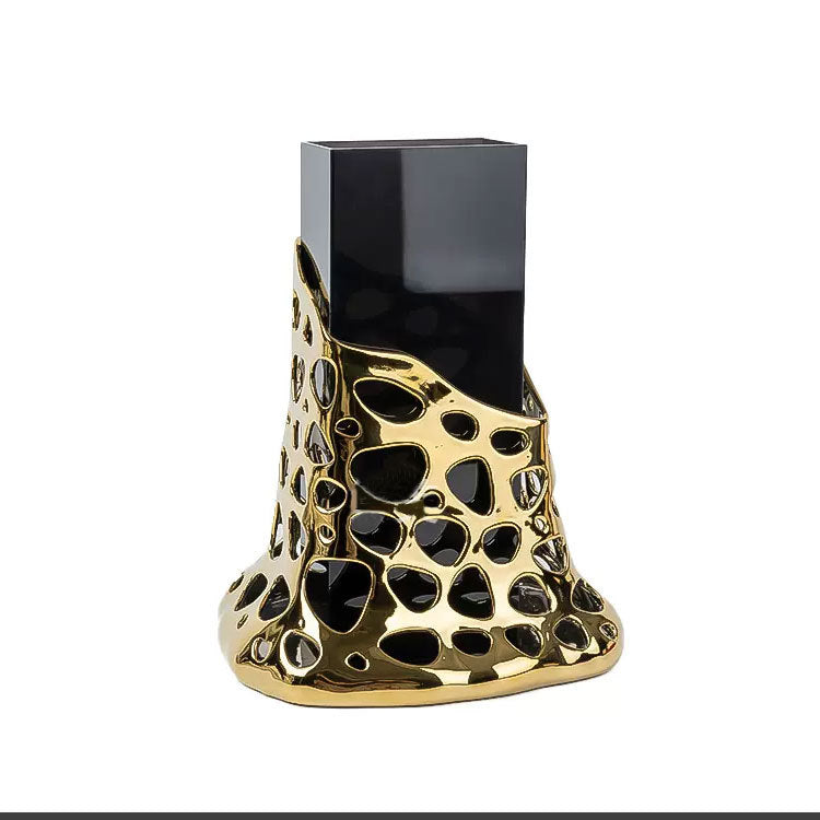 Skulpturale abstrakte dekorative Vase