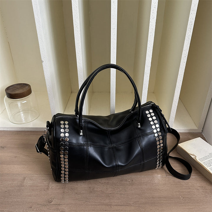 Nieten-Faux-Leder-Duffel-Tasche