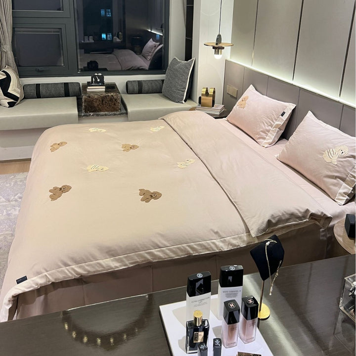 Gesticktes Plüsch Teddy Satin Bettbezug Set mit Kissenbezügen