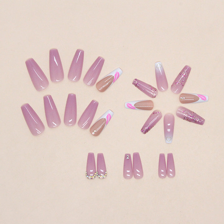 Dekoratives Press-On Nagelkunst Set Karnz