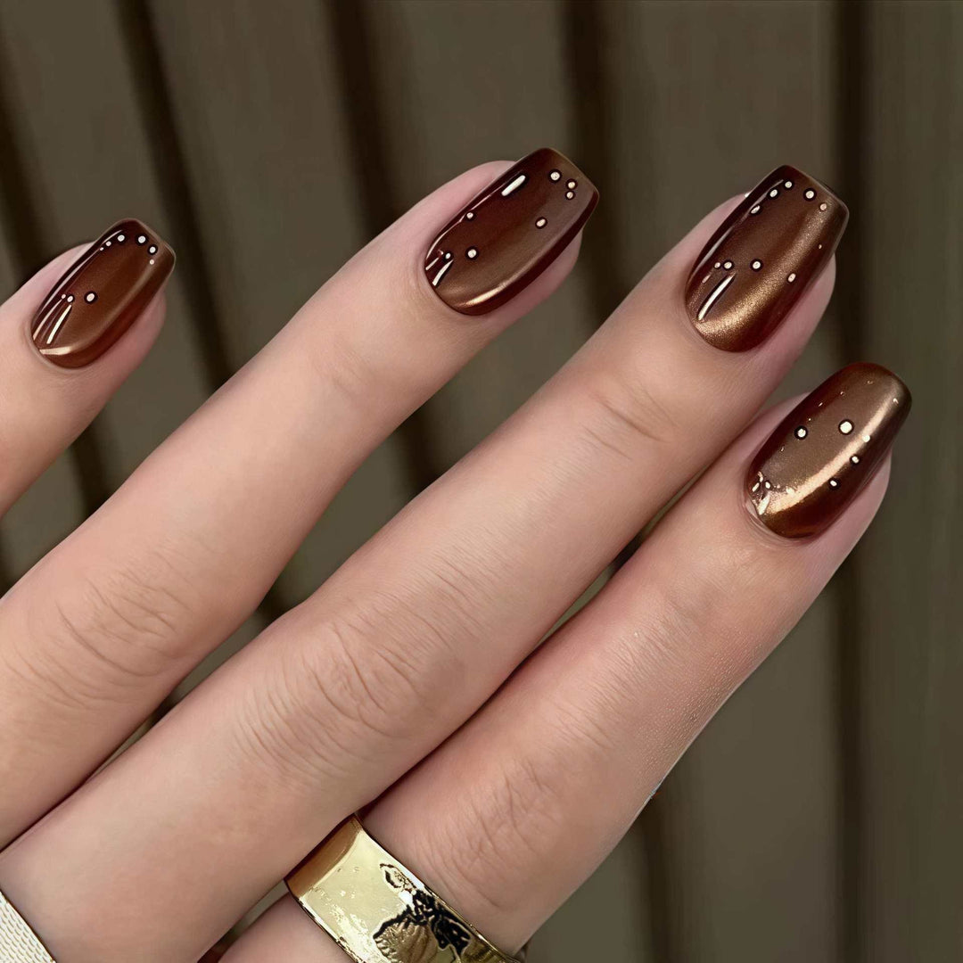 Premium mandelförmige Press-On Nägel mit Ombré-Effekt Karnz
