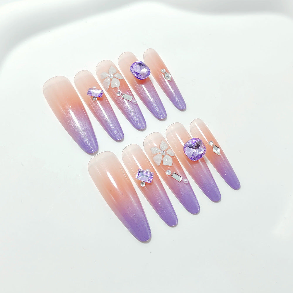 Kunstnagelset Karnz