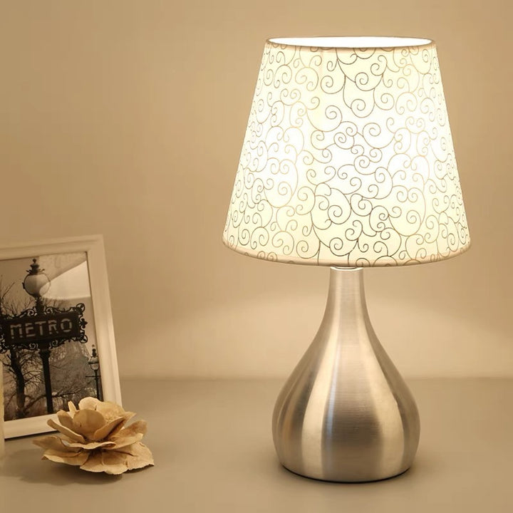 Stylische dekorative Tischlampe