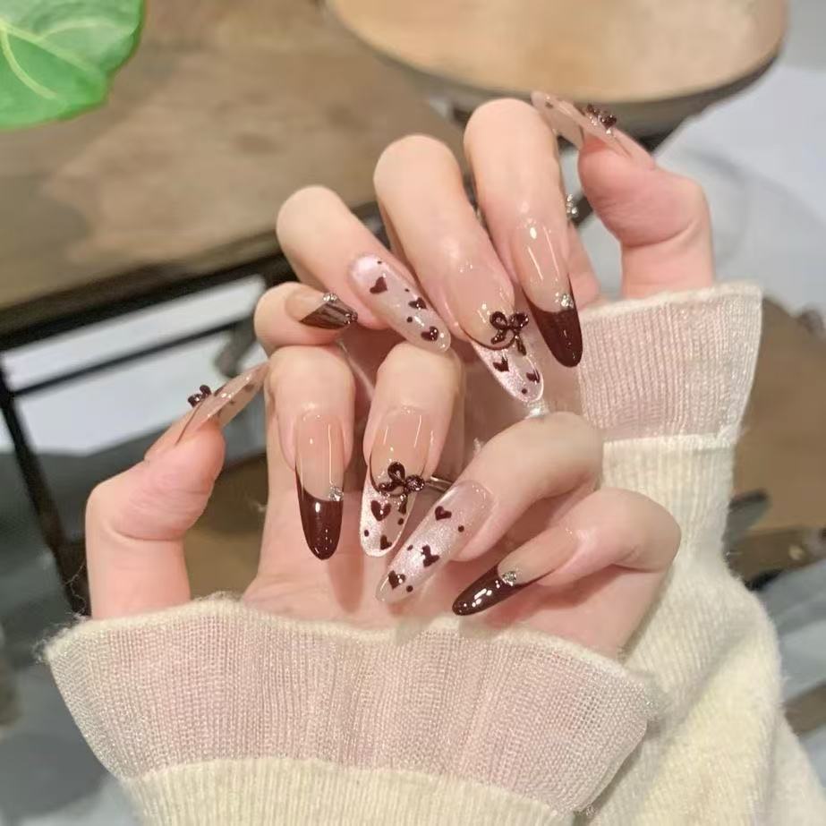 Künstlerische Französische Spitze Nail Art