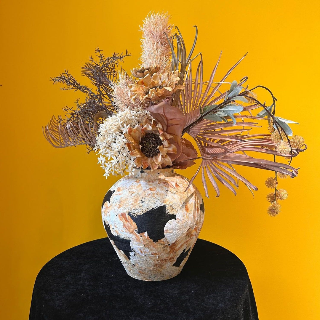 Getrockene Blumenstrauß Arrangement