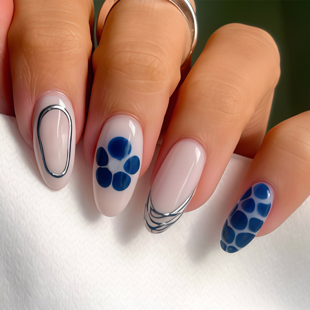 Artistic Nail Design Set mit Pünktchen Karnz