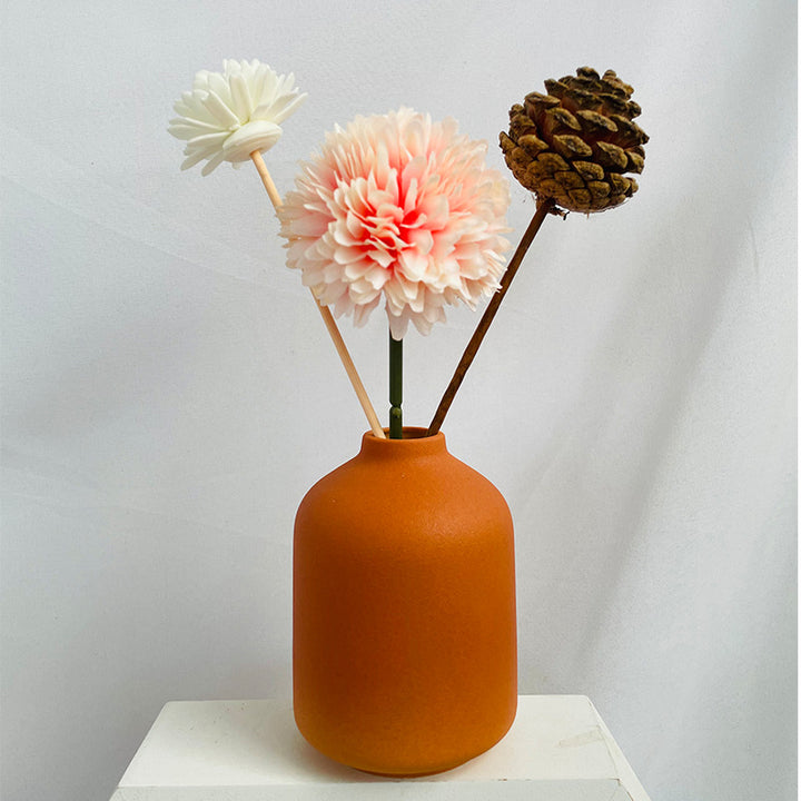 Elegante dekorative Blumenvasen Karnz