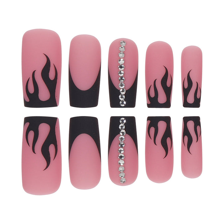 Künstlerisches Flammen-Design Press-On Nägel Karnz