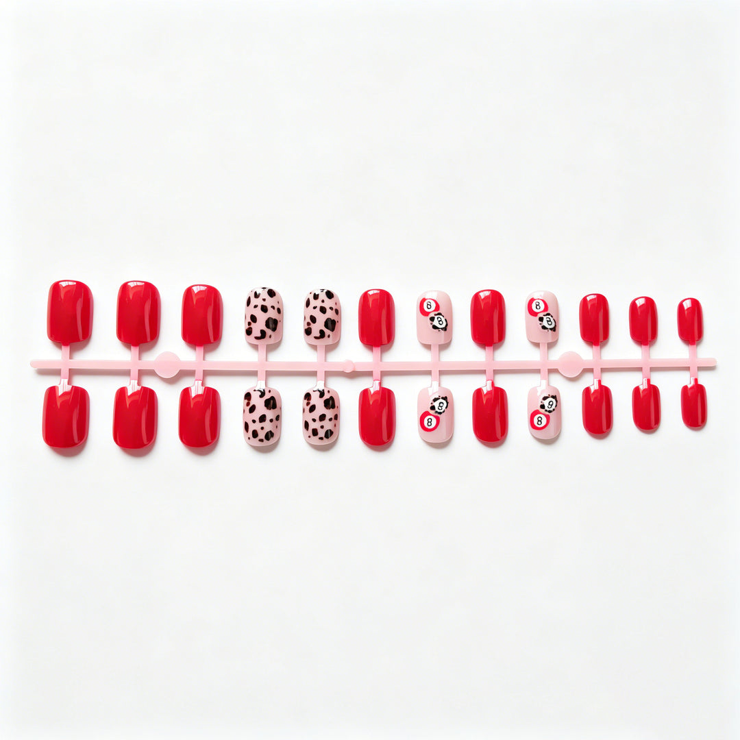 Trendy Tierdruck Nagelkunst