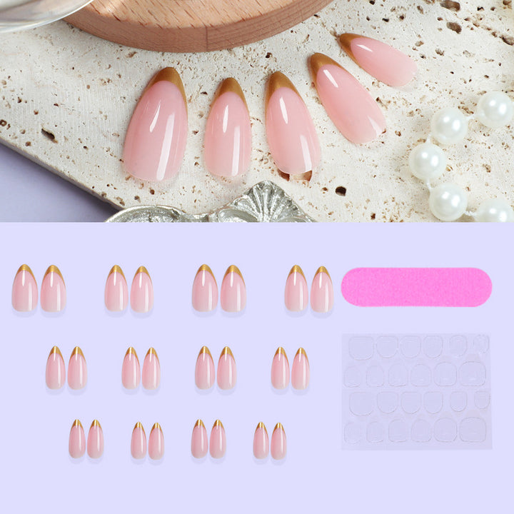 Elegante Press-On-Nagelset mit goldbeschichtetem Design Karnz